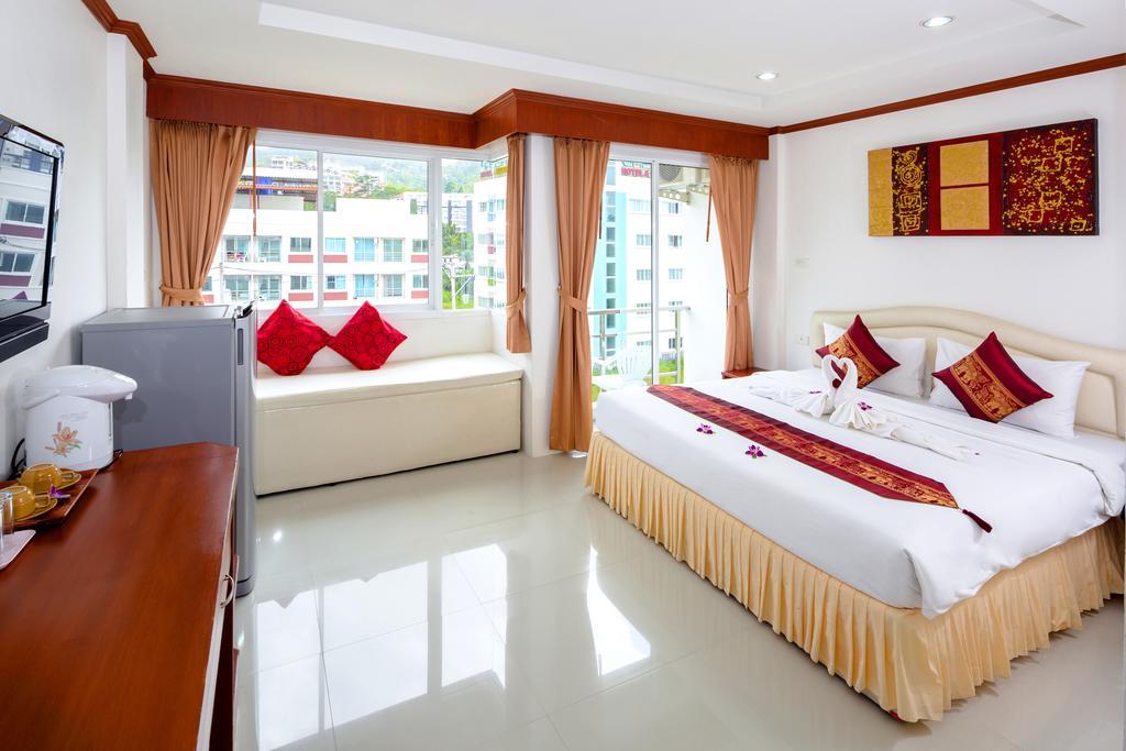 Hotel Phusita House 2 Patong Esterno foto