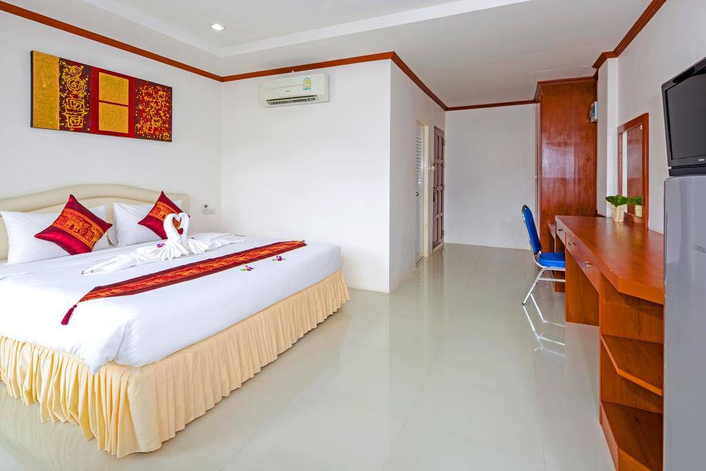 Hotel Phusita House 2 Patong Esterno foto